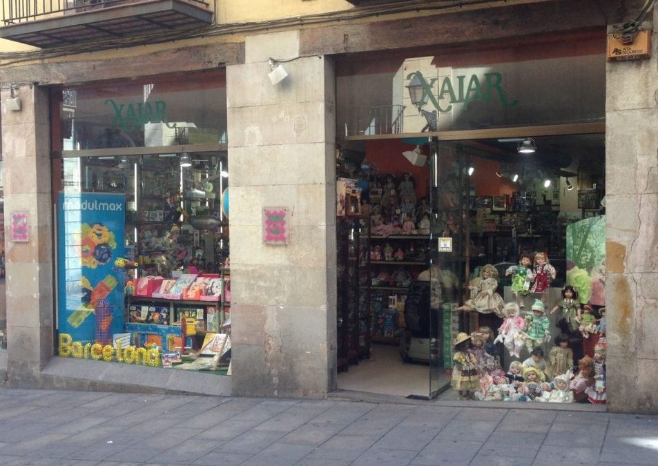 Xalar Barcelona, collection dolls and tin-plate toys