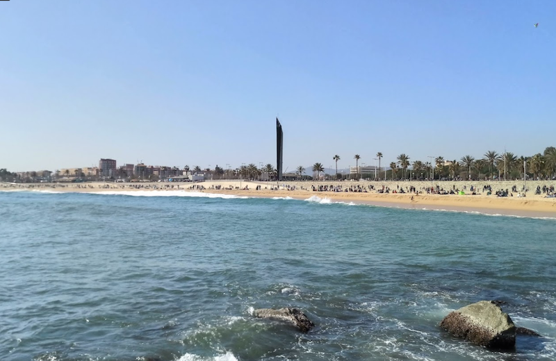 THE BEST BEACHES IN AND AROUND BARCELONA